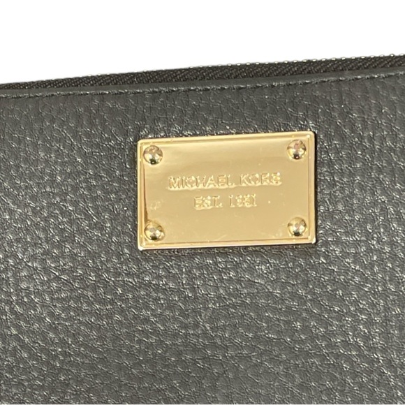 Michael Kors Double Zippered Long Wallet - Picture 6 of 6